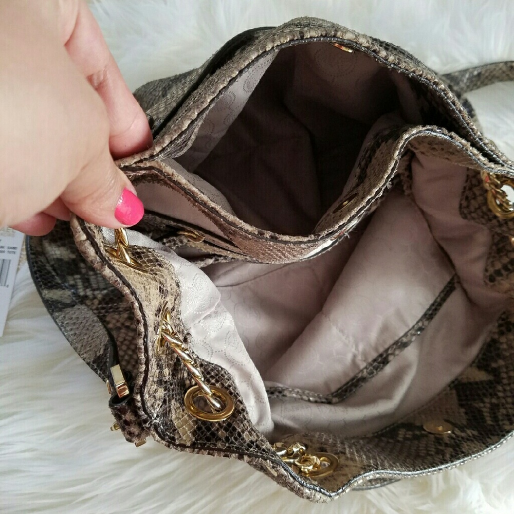Michael‎ Kors Crossbody Jetset Snake print  Tote - Picture 4 of 4